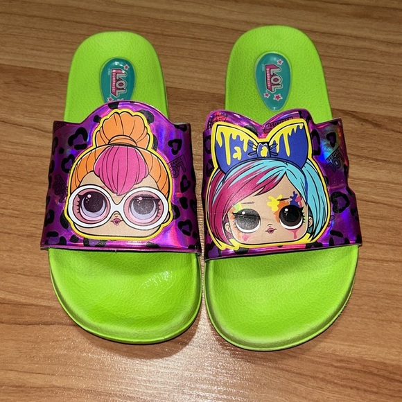 L.O.L. Surprise slides girls size 5/6 sandals - Picture 4 of 4